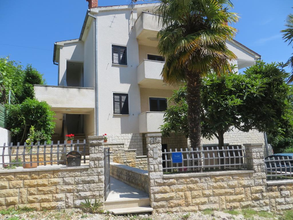 Apartments Sandra بوريتش المظهر الخارجي الصورة