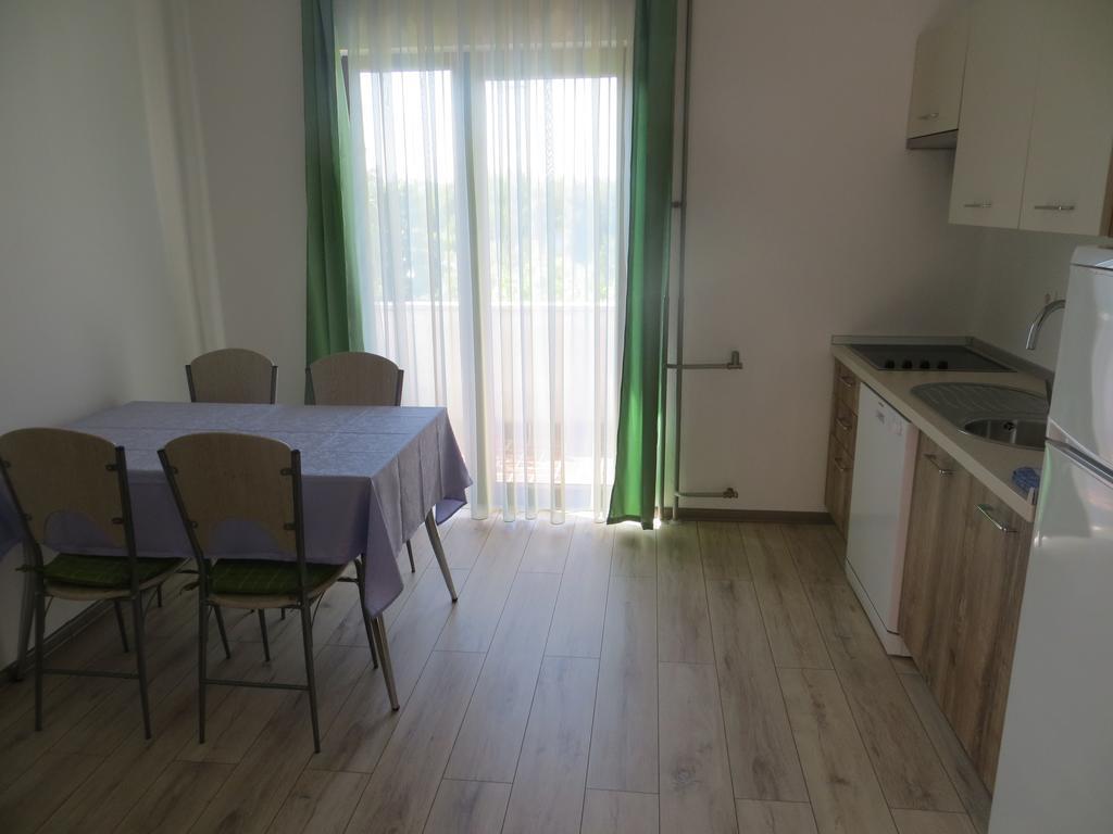 Apartments Sandra بوريتش المظهر الخارجي الصورة